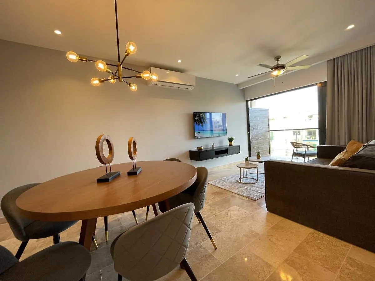 New & Equipped Apartment Steps From The Beach With Pool Jacuzzi By Yeah Playa del Carmen