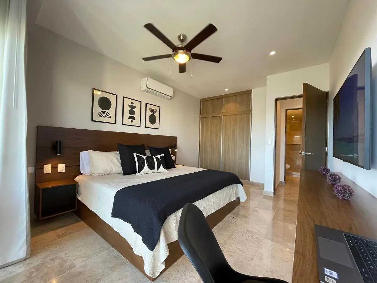 New & Equipped Apartment Steps From The Beach With Pool Jacuzzi By Yeah Playa del Carmen