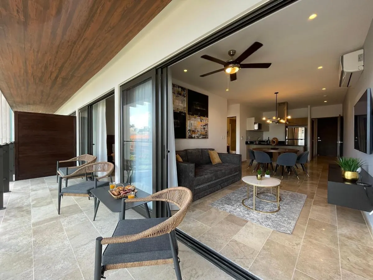 New & Equipped Apartment Steps From The Beach With Pool Jacuzzi By Yeah Playa del Carmen