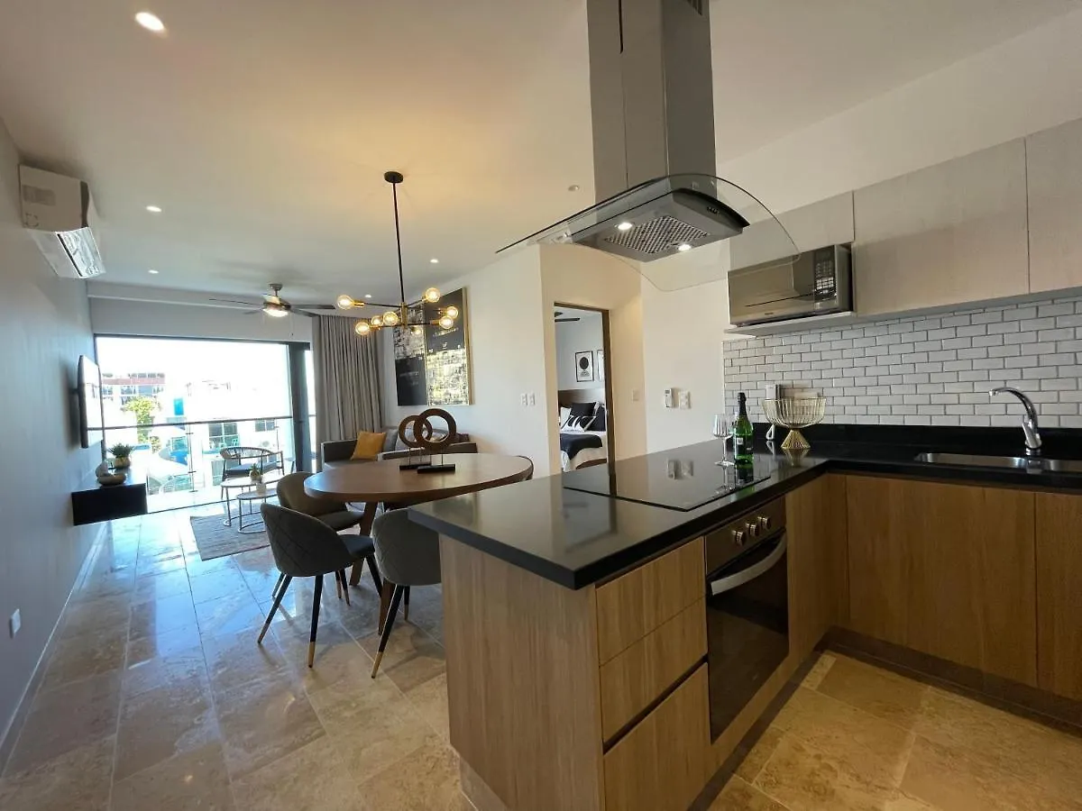 New & Equipped Apartment Steps From The Beach With Pool Jacuzzi By Yeah Playa del Carmen