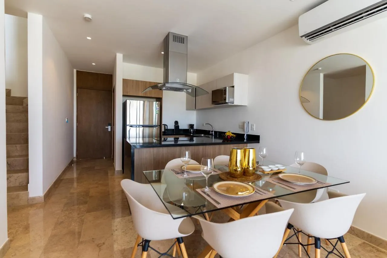 New & Equipped Apartment Steps From The Beach With Pool Jacuzzi By Yeah Playa del Carmen