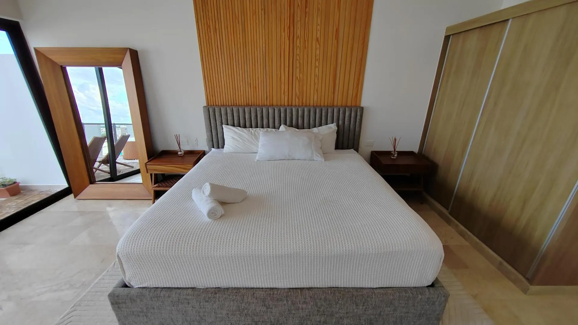 New & Equipped Apartment Steps From The Beach With Pool Jacuzzi By Yeah Playa del Carmen Mexico